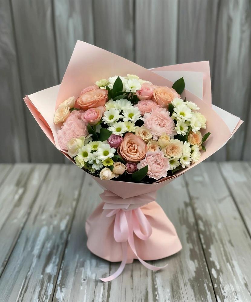 Букет цветов из: Гвоздики, Розы и Хризантемы в Бирюсинске