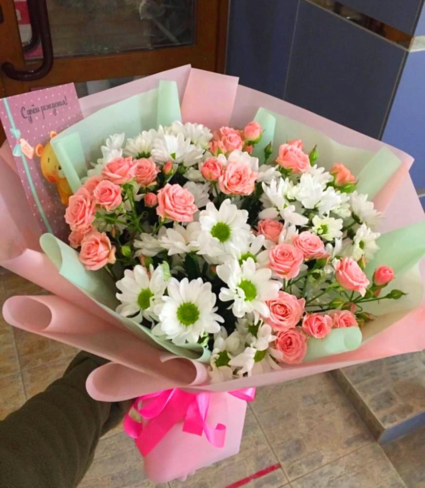 Букет цветов из: Розы и Хризантемы в Бирюсинске