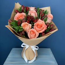 Букет цветов из:  Розы и Альстромерии в Бирюсинске