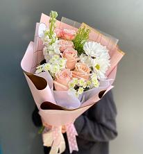 Букет цветов из:  Хризантемы и Розы в Бирюсинске