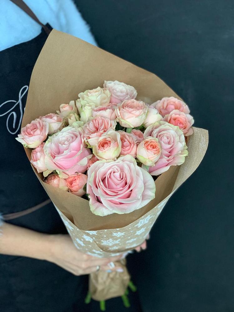 Букет цветов из: Хризантемы и Розы в Бирюсинске