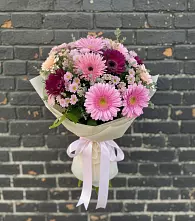 Букет цветов из:  Герберы и Хризантемы в Бирюсинске